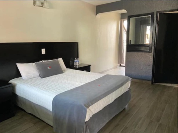 Imagen de la habitación del Hotel La Finca, Hermosillo. Foto 7