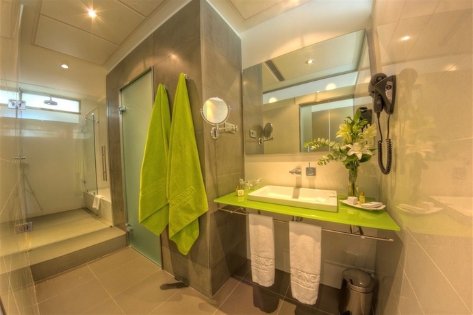 Imagen de la habitación del Hotel La Finca Resort. Foto 3