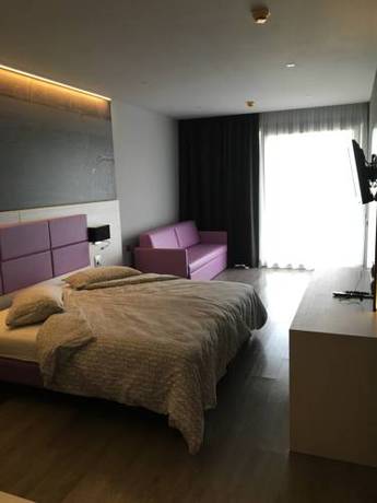 Imagen de la habitación del Hotel La Fiorita. Foto 14