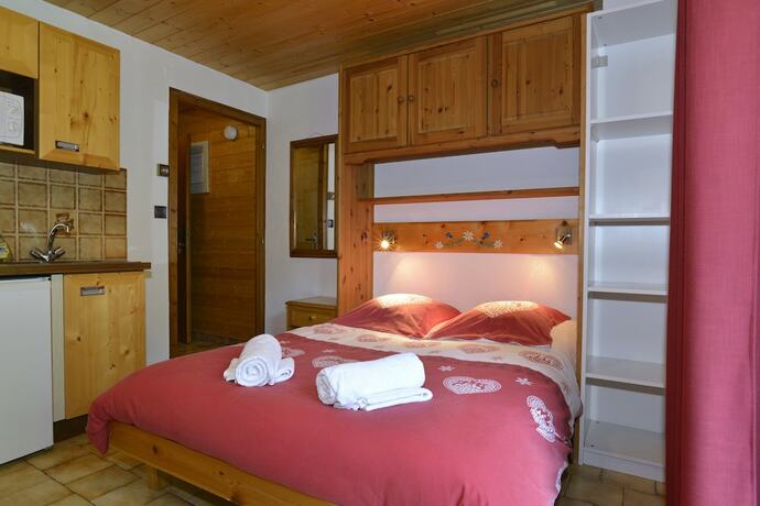 Imagen de la habitación del Hotel La Fleche D\'or. Foto 16