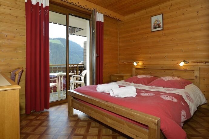 Imagen de la habitación del Hotel La Fleche D\'or. Foto 20