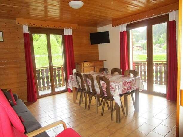 Imagen general del Hotel La Fleche D\'or. Foto 10