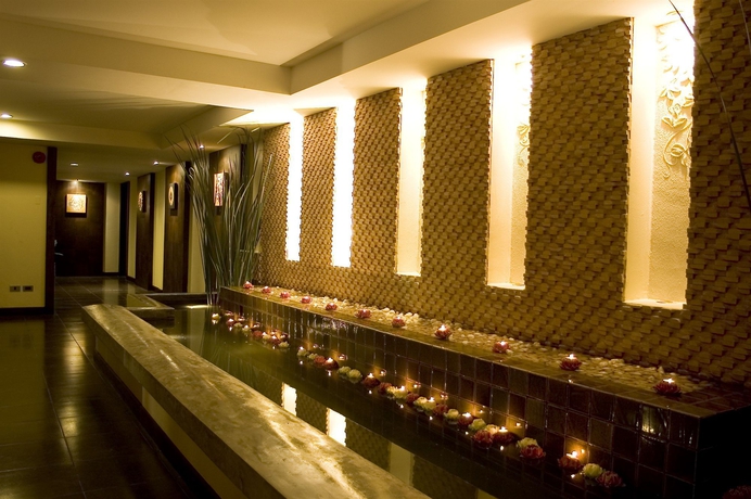 Imagen de la piscina del Hotel La Flora Khao Lak - Sha Extra Plus. Foto 14