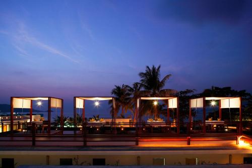 Imagen general del Hotel La Flora Resort Patong - Sha Extra Plus. Foto 1