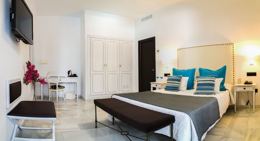 Imagen de la habitación del Hotel La Fonda, Benalmádena Pueblo. Foto 7