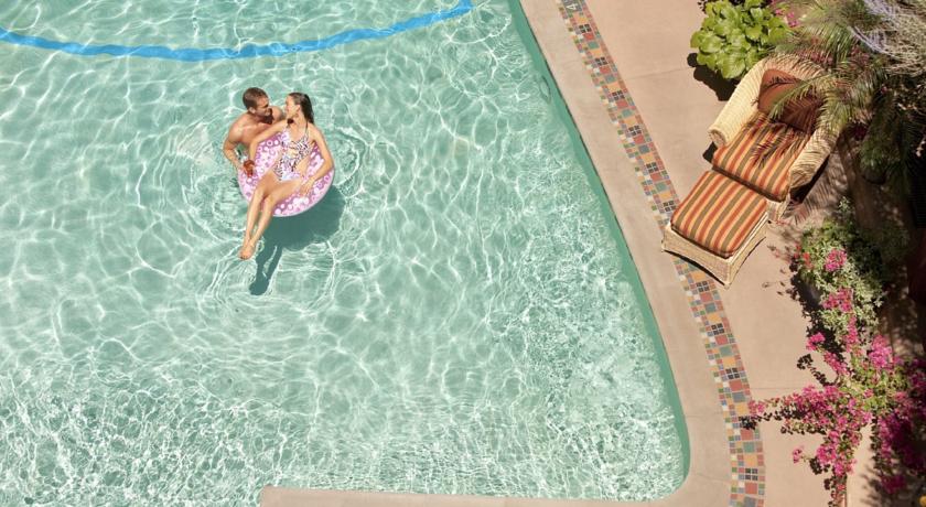 Imagen de la piscina del Hotel La Fonda On The Plaza. Foto 9