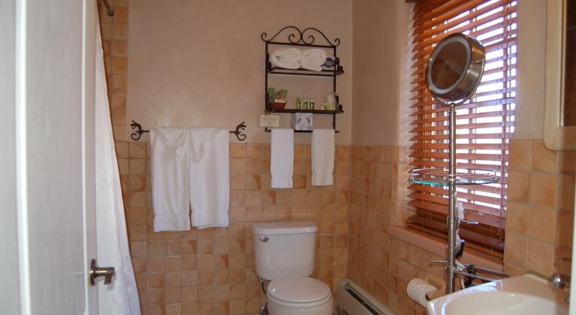 Imagen de la habitación del Hotel La Fonda Taos. Foto 9