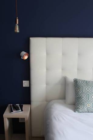 Imagen de la habitación del Hotel La Fontaine Caen Centre. Foto 7