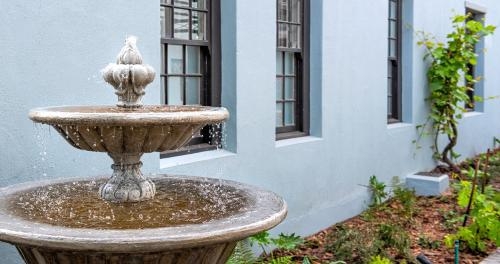 Imagen general del Hotel La Fontaine Guest House. Foto 5