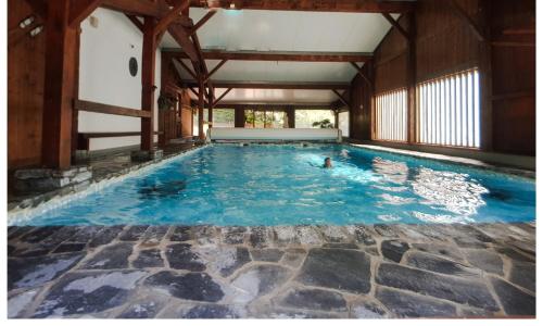Imagen de la piscina del Hotel La Fontaine, Les Houches. Foto 18