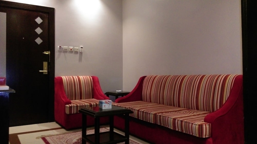 Imagen de la habitación del Hotel La Fontaine Sarat Abha Hotel. Foto 17