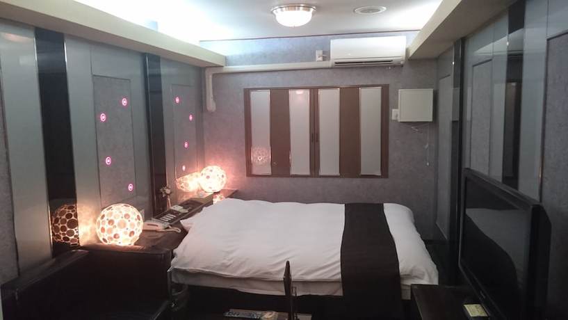 Imagen de la habitación del Hotel La Fontaine, Suwa. Foto 2