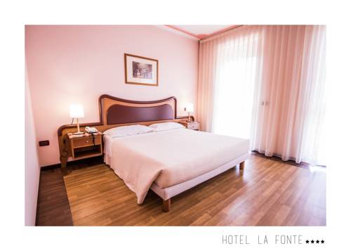 Imagen de la habitación del Hotel La Fonte. Foto 10