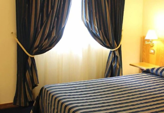 Imagen de la habitación del Hotel La Fonte dell\'Astore. Foto 13