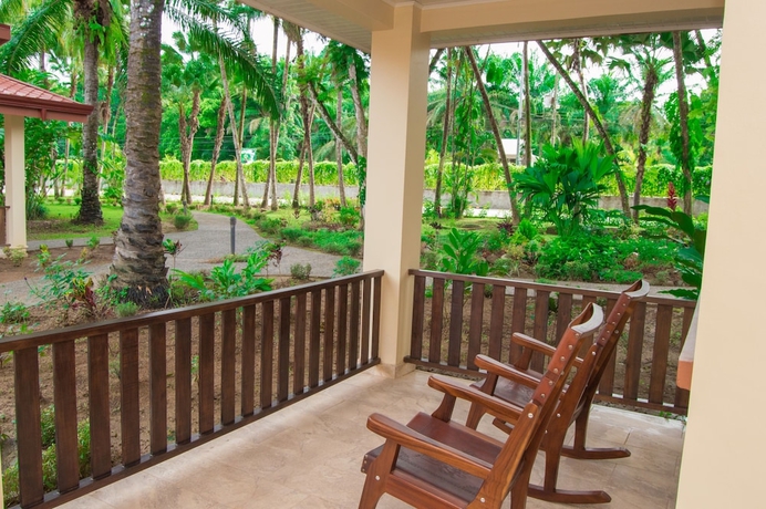 Imagen de la habitación del Hotel La Foresta Nature Resort. Foto 3