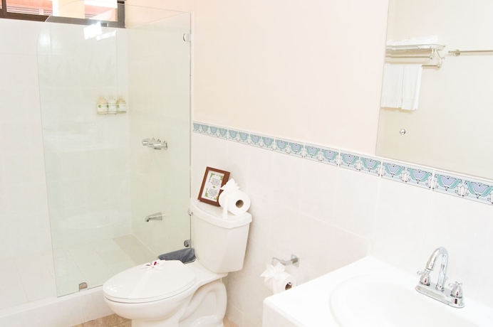 Imagen de la habitación del Hotel La Foresta Nature Resort. Foto 11