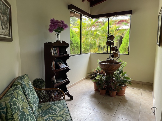 Imagen de los interiores del Hotel La Foresta Nature Resort. Foto 17