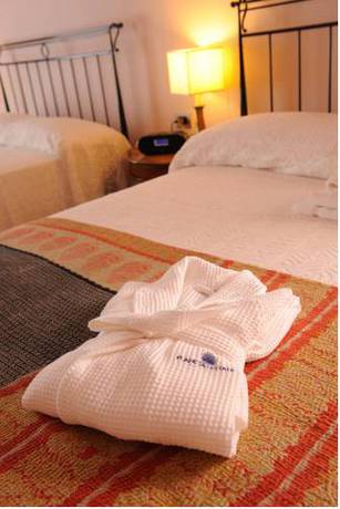 Imagen de la habitación del Hotel La Foresteria Planeta Estate. Foto 4
