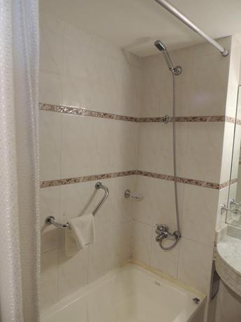 Imagen de la habitación del Hotel La Foret. Foto 3