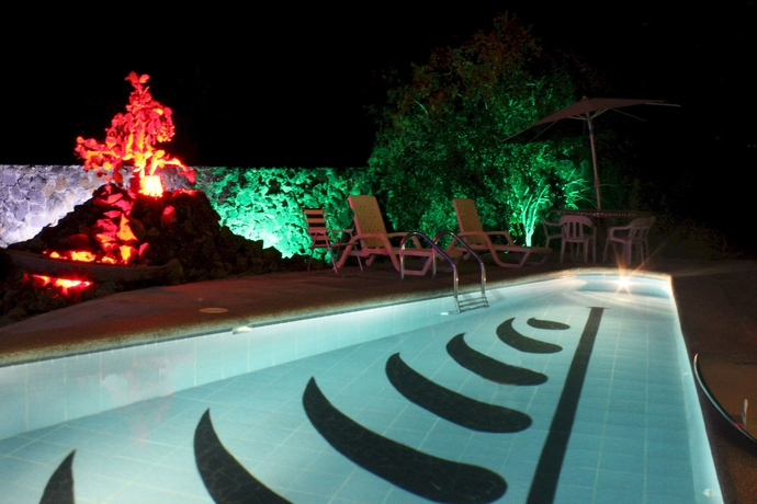 Imagen de la piscina del Hotel La Fortaleza De Haro. Foto 16