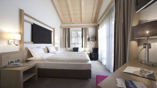 Imagen de la habitación del Hotel La Fradora - Dolomites. Foto 7
