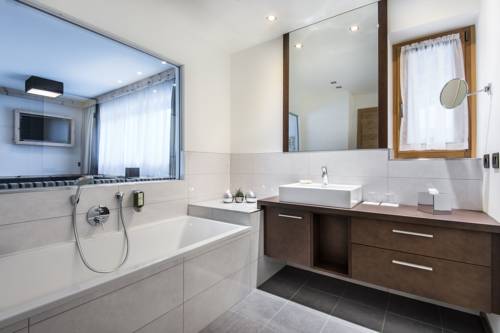 Imagen de la habitación del Hotel La Fradora - Dolomites. Foto 16