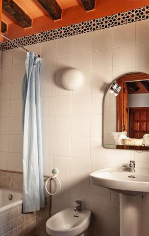 Imagen de la habitación del Hotel La Fragua I. Foto 11