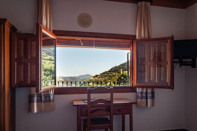 Imagen de la habitación del Hotel La Fragua I. Foto 14