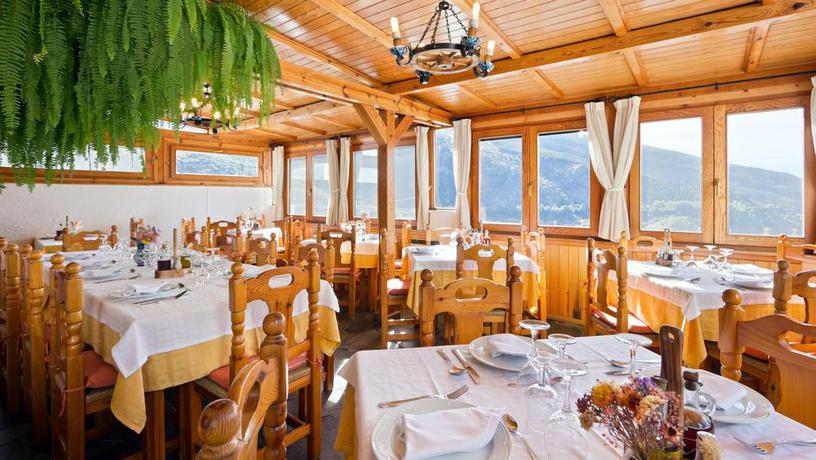 Imagen del bar/restaurante del Hotel La Fragua I. Foto 8