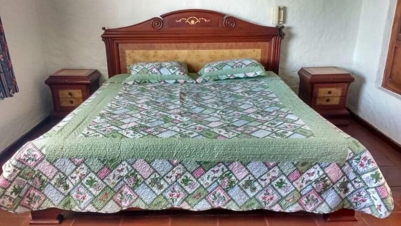 Imagen de la habitación del Hotel La Franchesca. Foto 10