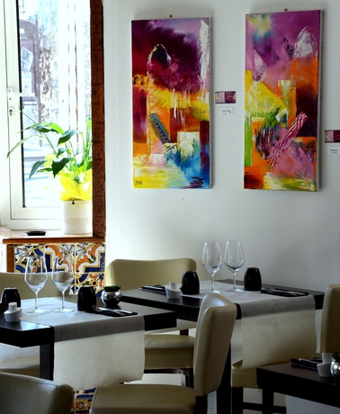 Imagen del bar/restaurante del Hotel La Frégate. Foto 4