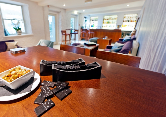 Imagen del bar/restaurante del Hotel La Fregate, St. Peter Port. Foto 4