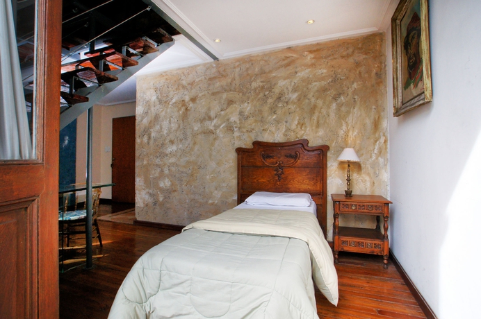 Imagen de la habitación del Hotel La Fresque. Foto 4