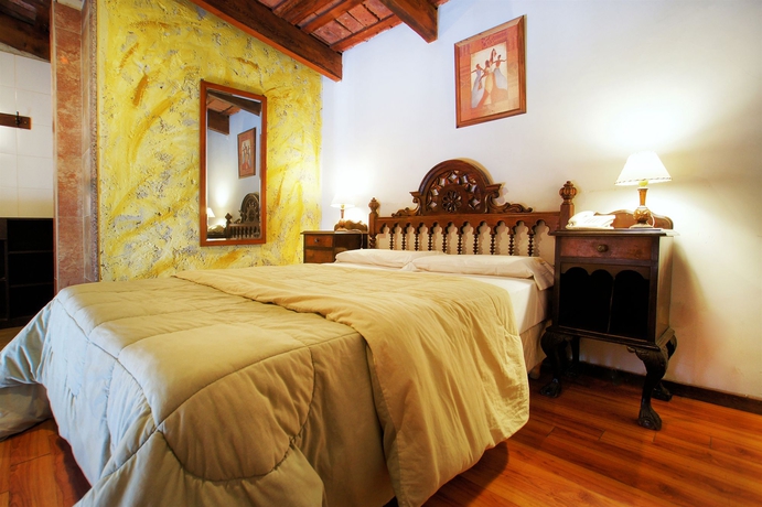 Imagen de la habitación del Hotel La Fresque. Foto 5