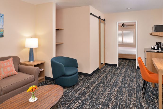 Imagen de la habitación del Hotel La Fuente Inn and Suites. Foto 16
