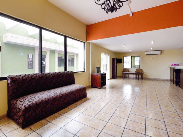 Imagen de los interiores del Hotel La Fuente, Saltillo. Foto 16