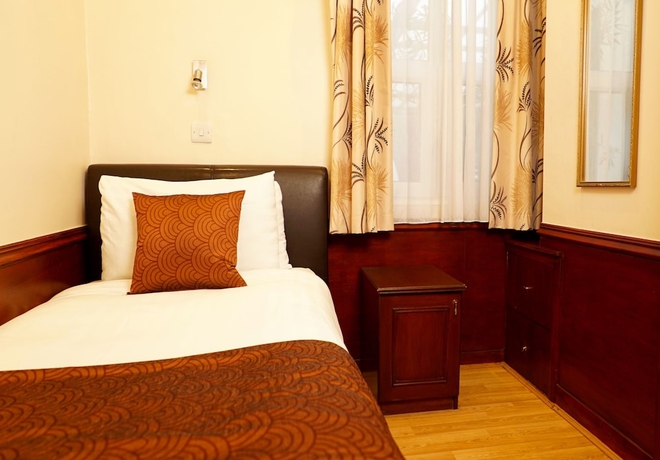 Imagen de la habitación del Hotel La Gaffe. Foto 11