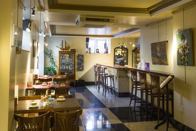 Imagen del bar/restaurante del Hotel La Galería. Foto 4