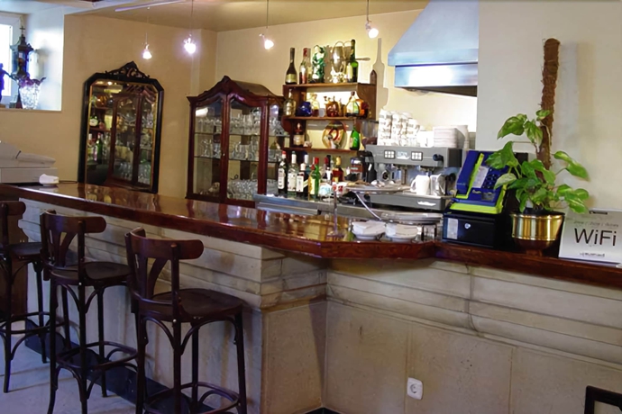 Imagen del bar/restaurante del Hotel La Galería. Foto 5