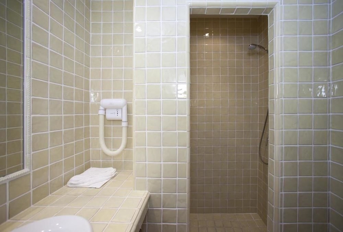 Imagen de la habitación del Hotel La Garbine. Foto 4