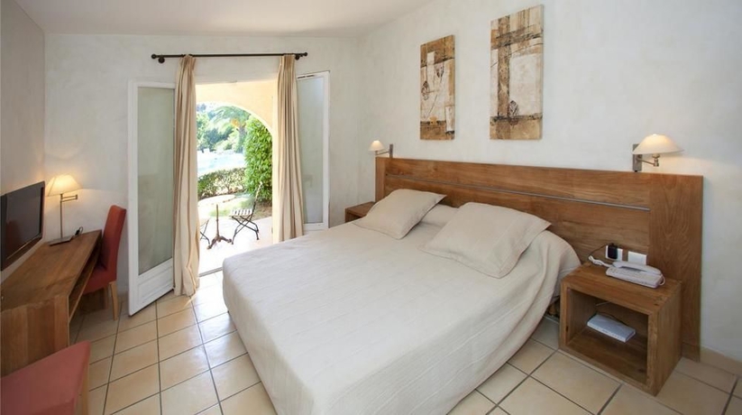 Imagen de la habitación del Hotel La Garbine. Foto 7