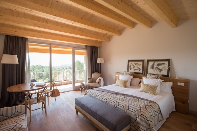 Imagen de la habitación del Hotel La Garriga De Castelladral. Foto 6
