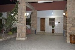 Imagen de los exteriores del Hotel La Gazelle. Foto 8