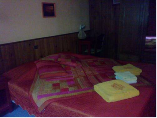 Imagen de la habitación del Hotel La Gelinotte. Foto 3