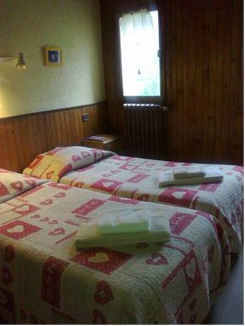 Imagen de la habitación del Hotel La Gelinotte. Foto 8