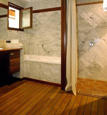 Imagen de la habitación del Hotel La Gentilhommi&egrave;re. Foto 6