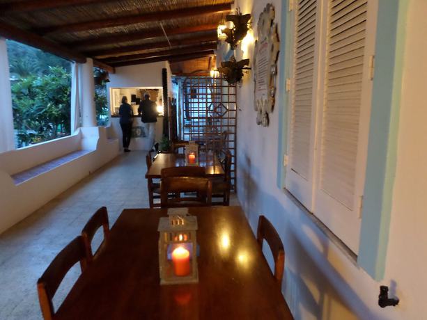 Imagen de los interiores del Hotel La Giara Vulcano. Foto 16