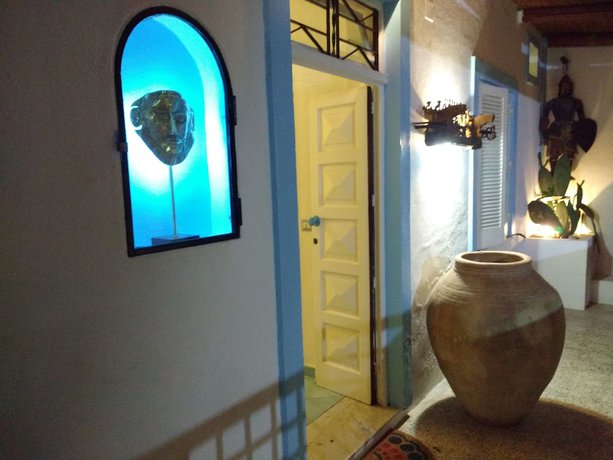 Imagen de los interiores del Hotel La Giara Vulcano. Foto 17