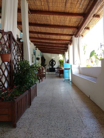 Imagen de los interiores del Hotel La Giara Vulcano. Foto 18