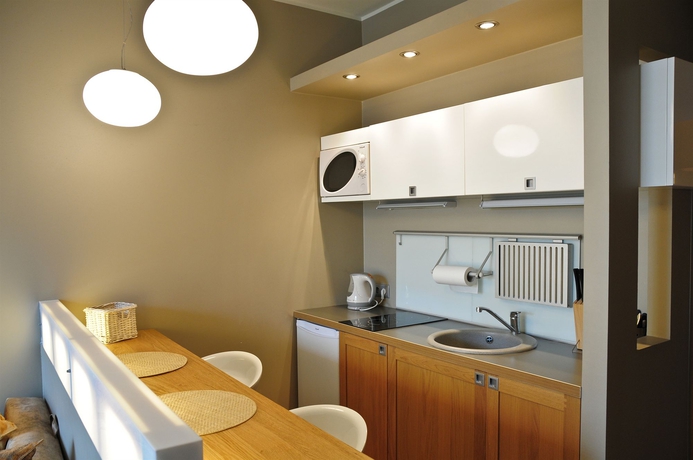 Imagen de la habitación del Hotel La Gioia Modern Designed Studios. Foto 9